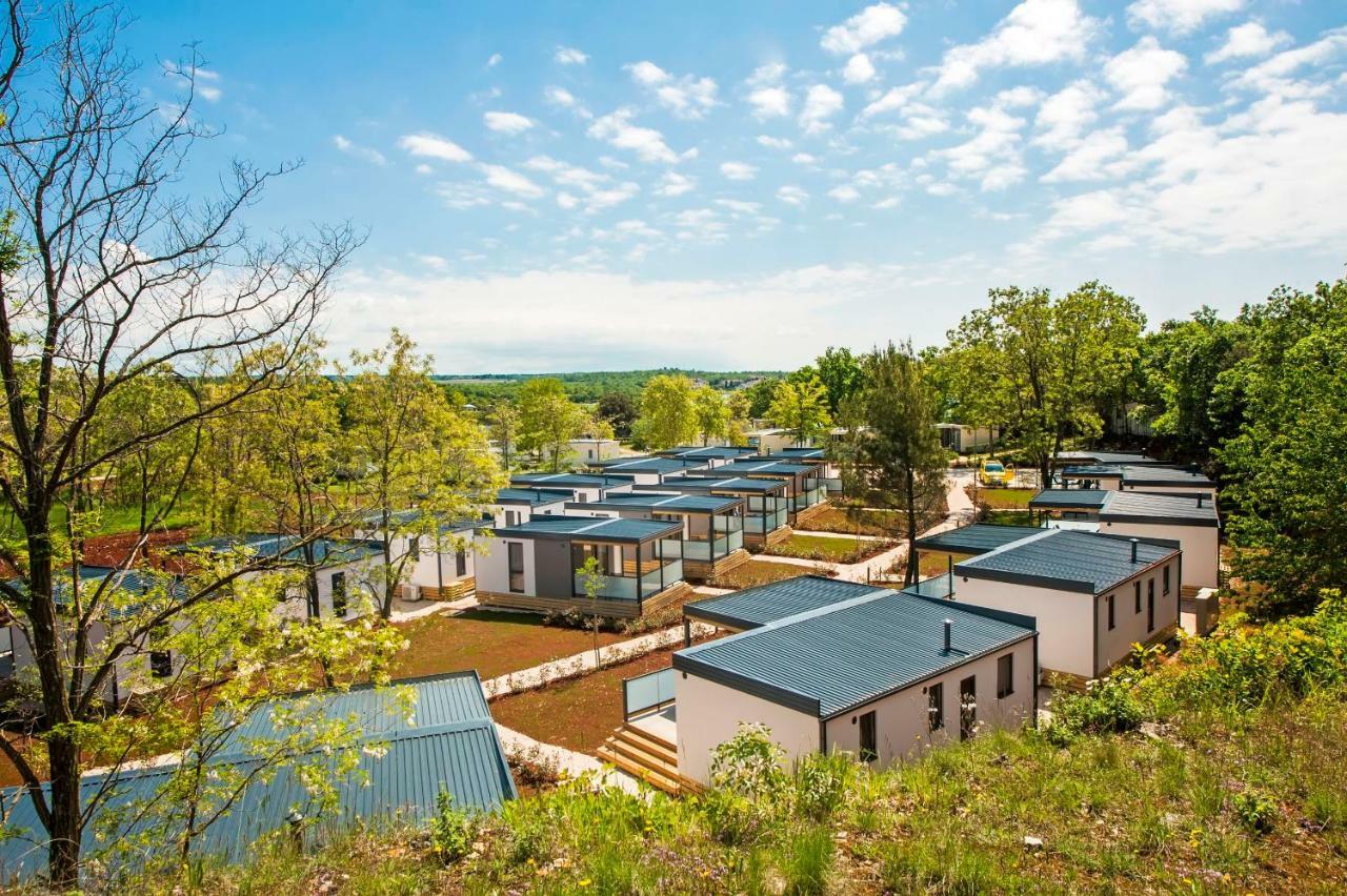 Eurocamp Mobile Homes At Fkk Nudist Campsite Solaris Tar-Vabriga ภายนอก รูปภาพ