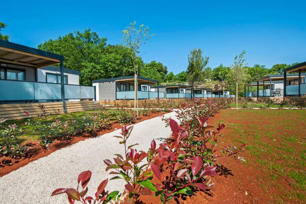Eurocamp Mobile Homes At Fkk Nudist Campsite Solaris Tar-Vabriga ภายนอก รูปภาพ