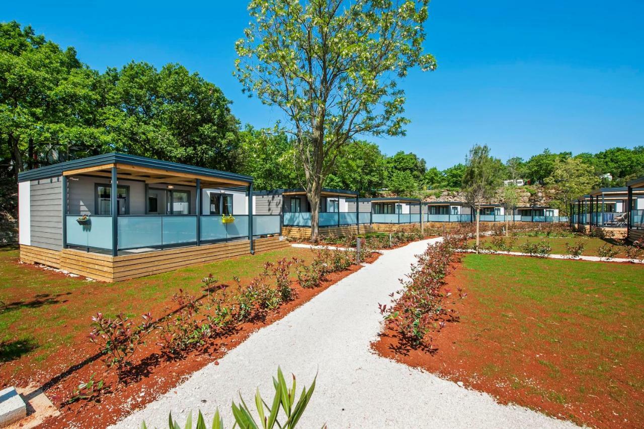 Eurocamp Mobile Homes At Fkk Nudist Campsite Solaris Tar-Vabriga ภายนอก รูปภาพ